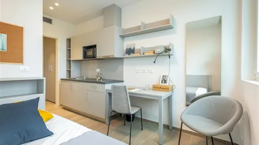 Apartments in Florence - photo 3