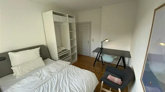 Rooms in Hamburg Nord - photo 2