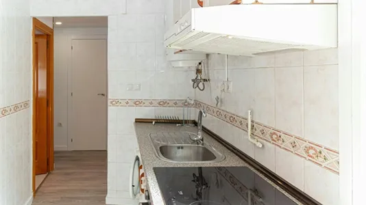 Houses in Zaragoza - photo 10