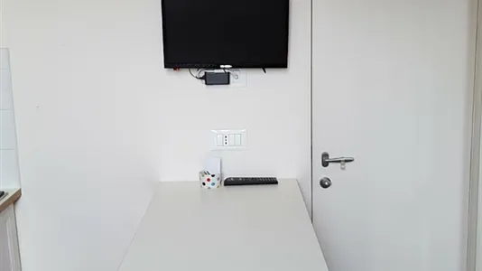 Apartments in Turin - photo 6