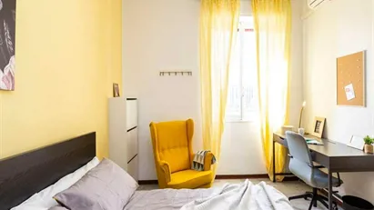 Room for rent in Milano Zona 5 - Vigentino, Chiaravalle, Gratosoglio, Milan
