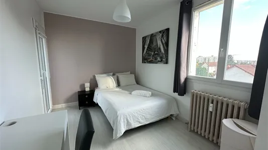 Rooms in Troyes - photo 9