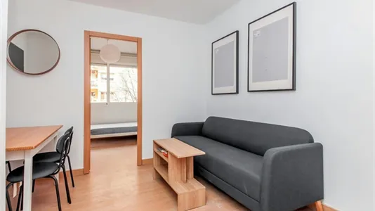 Rooms in Reus - photo 9