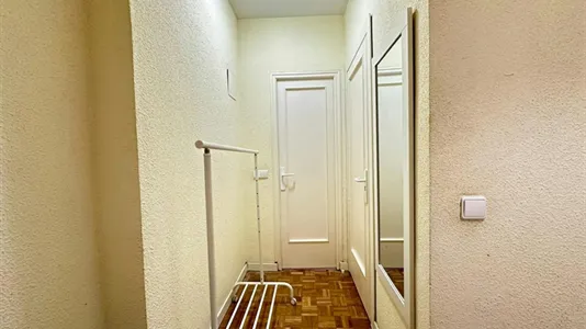 Rooms in Madrid Centro - photo 10