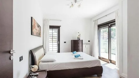 Apartments in Roma Municipio III – Monte Sacro - photo 3