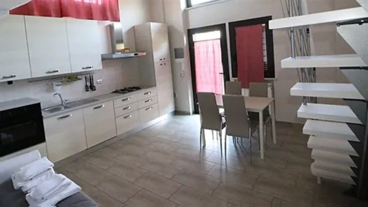 Apartments in Roma Municipio VII – Appio-Latino/Tuscolano/Cinecittà - photo 5