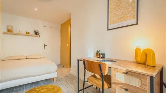 Rooms in Bobigny - photo 5