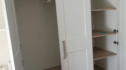 Rooms in Zaragoza - photo 4