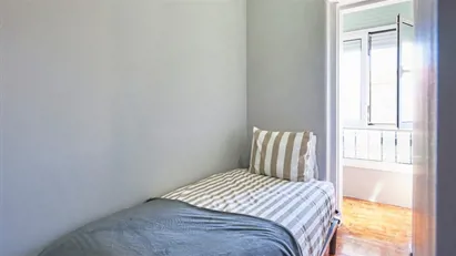 Room for rent in Amadora, Lisbon (region)