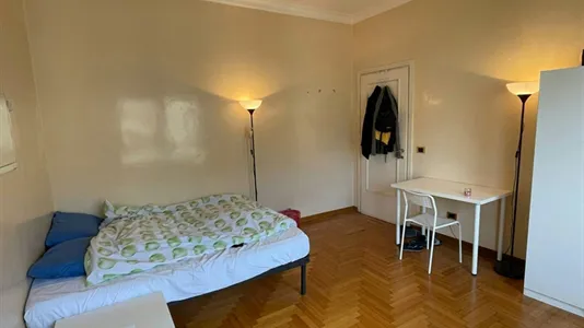 Rooms in Roma Municipio II – Parioli/Nomentano - photo 4
