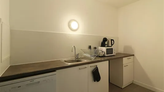 Rooms in Paris 19ème arrondissement - photo 5