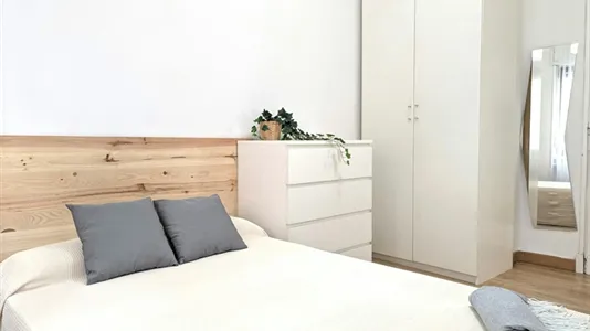 Rooms in Madrid Salamanca - photo 3