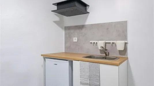 Rooms in Alaquàs - photo 3