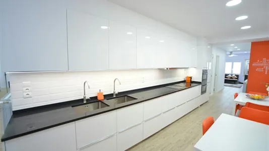 Rooms in Barcelona Les Corts - photo 5