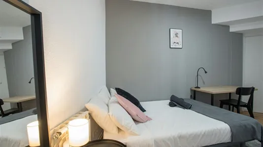 Rooms in Madrid Retiro - photo 6
