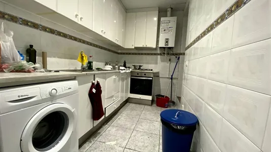 Rooms in Barcelona Eixample - photo 8