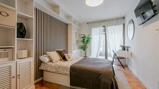 Rooms in Madrid Salamanca - photo 1