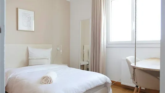 Rooms in Lyon - photo 3