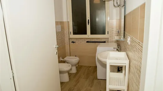 Rooms in Pescara - photo 10