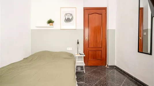Apartments in Málaga - photo 2