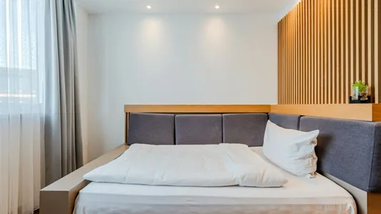 Apartments in Berlin Charlottenburg-Wilmersdorf - photo 3