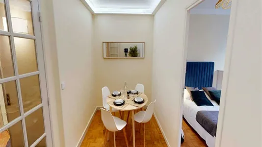 Rooms in Paris 16ème arrondissement (South) - photo 9