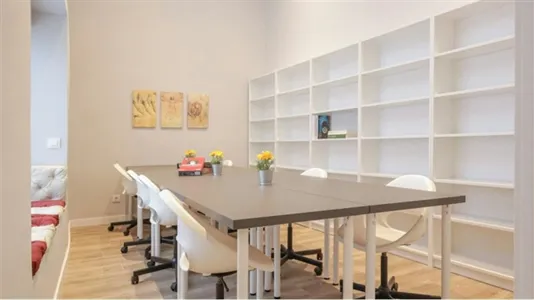 Rooms in Madrid Tetuán - photo 8