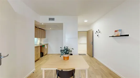 Rooms in Nanterre - photo 3
