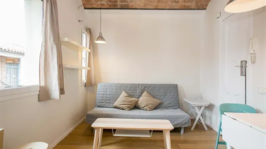 Apartments in Barcelona Ciutat Vella - photo 4