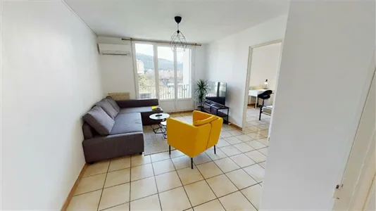 Rooms in Grenoble - photo 4