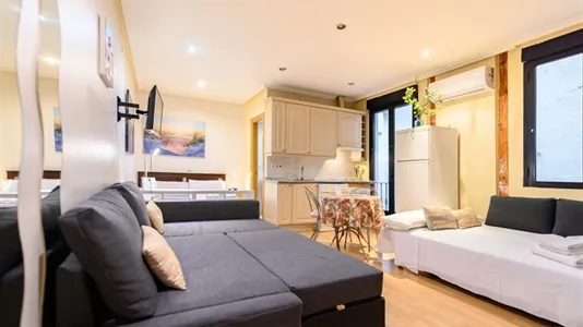 Apartments in Madrid Centro - photo 9