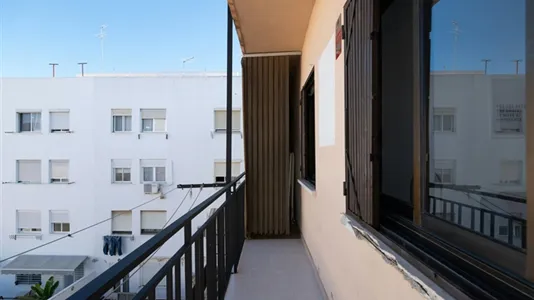 Rooms in Benimamet - photo 8