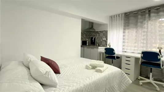 Rooms in Alboraya - photo 1