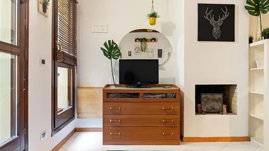 Apartments in Bologna - photo 4