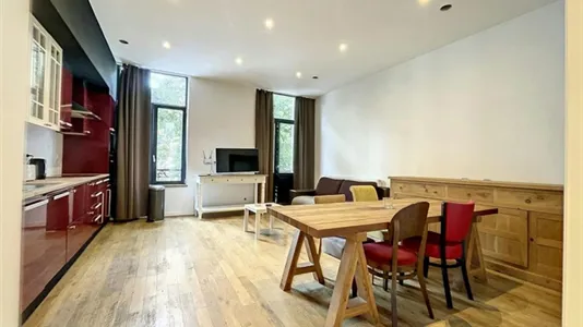 Apartments in Brussels Etterbeek - photo 1
