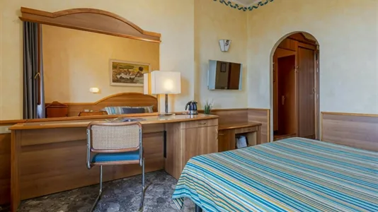 Rooms in Novara - photo 5