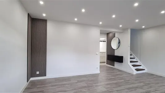 Houses in Lundby - photo 1