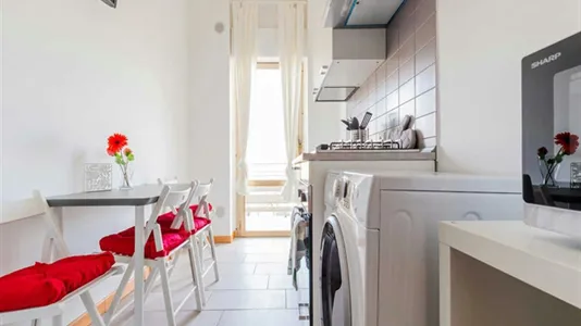 Rooms in Roma Municipio IX – EUR - photo 9