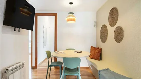 Rooms in Madrid Hortaleza - photo 9