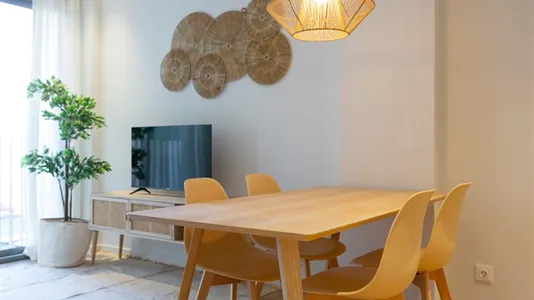 Apartments in Barcelona Eixample - photo 5