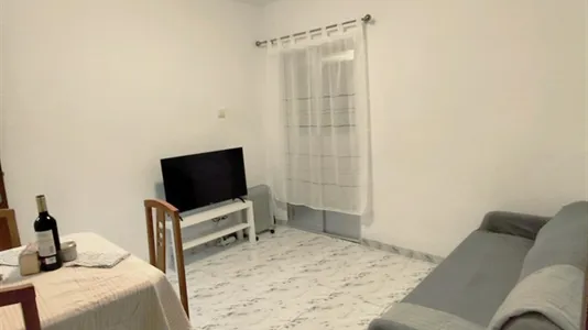 Houses in Madrid Puente de Vallecas - photo 4