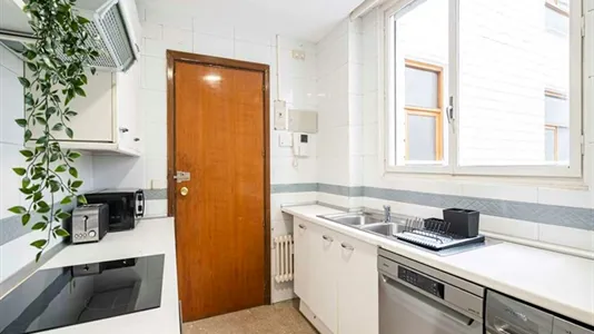 Rooms in Madrid Salamanca - photo 8
