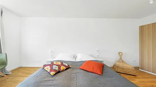 Apartments in Berlin Steglitz-Zehlendorf - photo 2