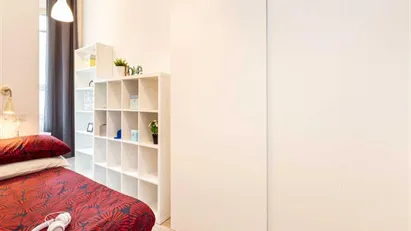 Room for rent in Milano Zona 9 - Porta Garibaldi, Niguarda, Milan