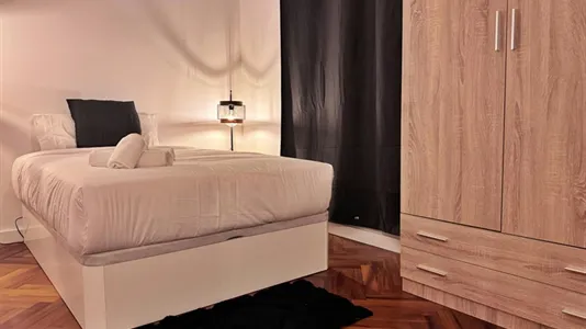 Rooms in Barcelona Eixample - photo 6