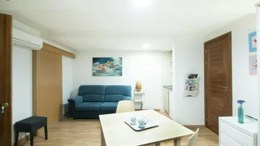 Apartments in Madrid Centro - photo 3