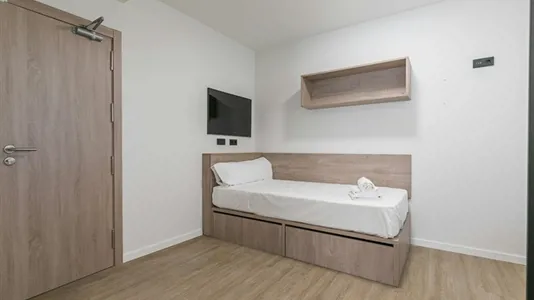 Rooms in Getafe - photo 2