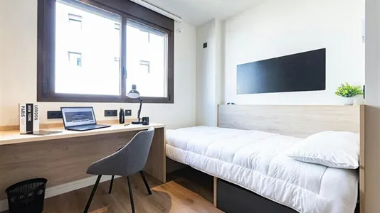 Rooms in Murcia - photo 3