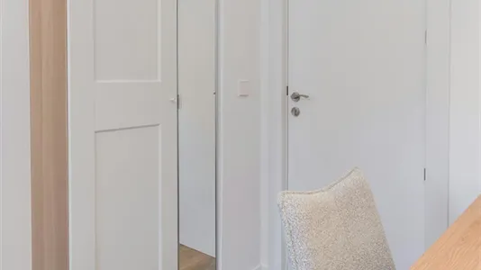 Rooms in Móstoles - photo 4