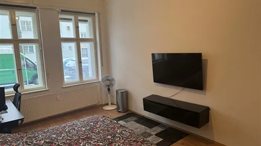 Rooms in Berlin Marzahn-Hellersdorf - photo 2